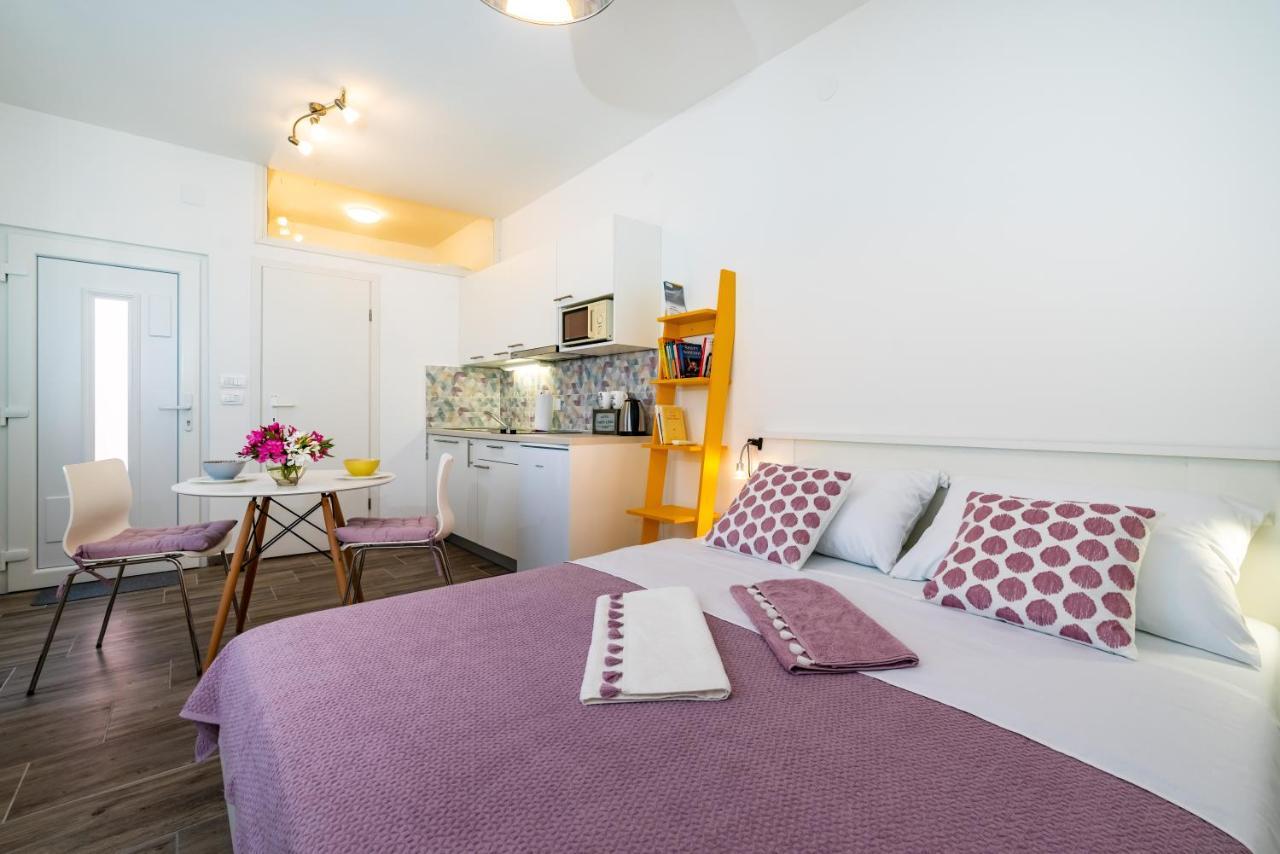 Studio Apartment Gina Zadar Eksteriør bilde